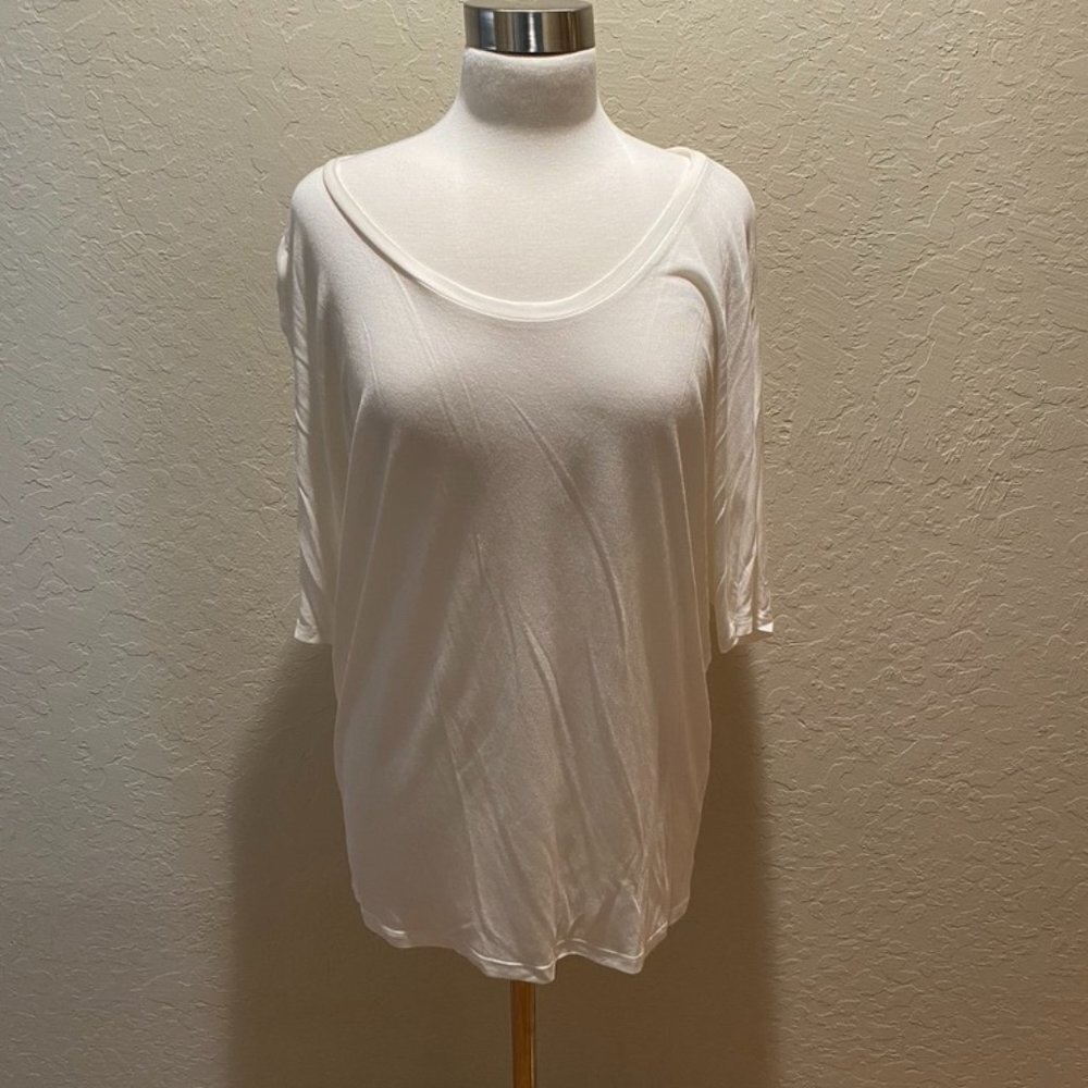 NWOT ivory lightweight modal 3/4 sleeve t size L